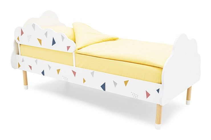 Кровать в детскую Stumpa Облако "Треугольники желтый, синий, розовый"