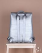 Женский рюкзак из натуральной кожи серебряный B002 silver grain