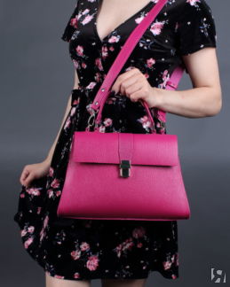 Женская сумка трапеция из натуральной кожи розовая A023 fuchsia grain