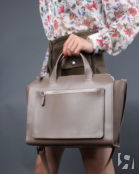 Женская кожаная сумка тоут серо-бежевая A018 taupe