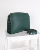 Женская кожаная сумка через плечо зеленая A017 emerald