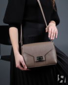 Женская сумка через плечо из натуральной кожи серо-бежевая A011 taupe grain