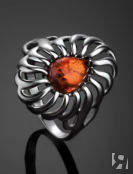 Яркое ажурное кольцо из серебра и коньячного янтаря «Севилья» Amberholl