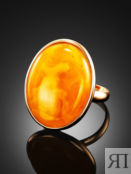 Элегантное кольцо из позолоченного серебра и натурального янтаря медового ц